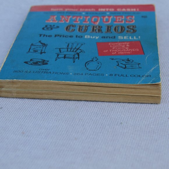 1971 Antiques and Curios Book - Picture 2 of 7